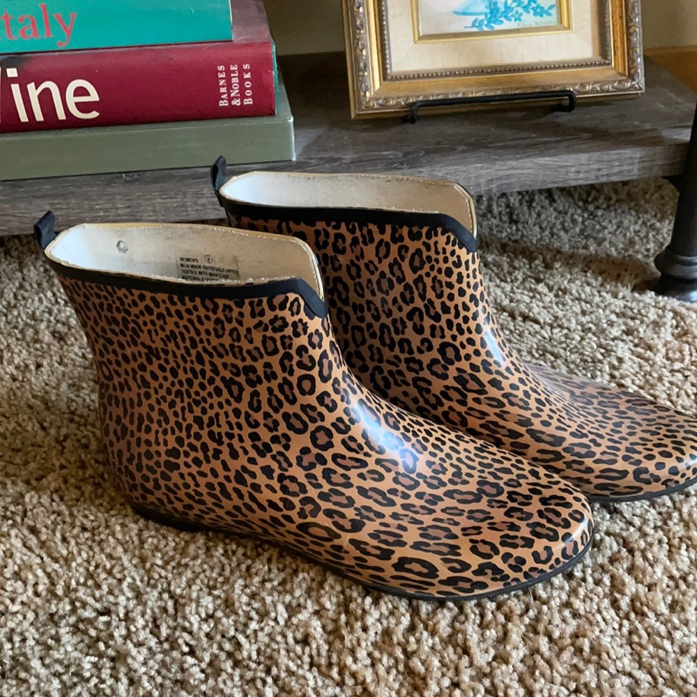 Cheetah Print Rain Booties